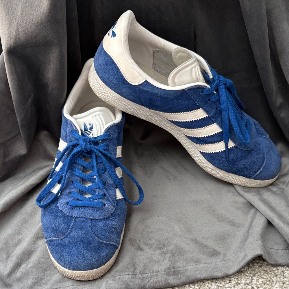 Adidas Classic Blue and White Gazelle Trainers